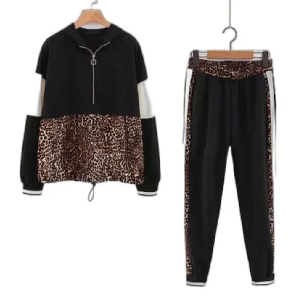 Two Piece Zara Leopard Sweater and Sweatpants Size S
